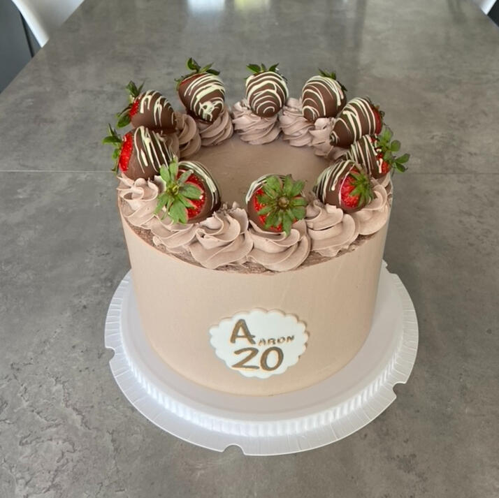 Layer cake d'anniversaire (25 parts)